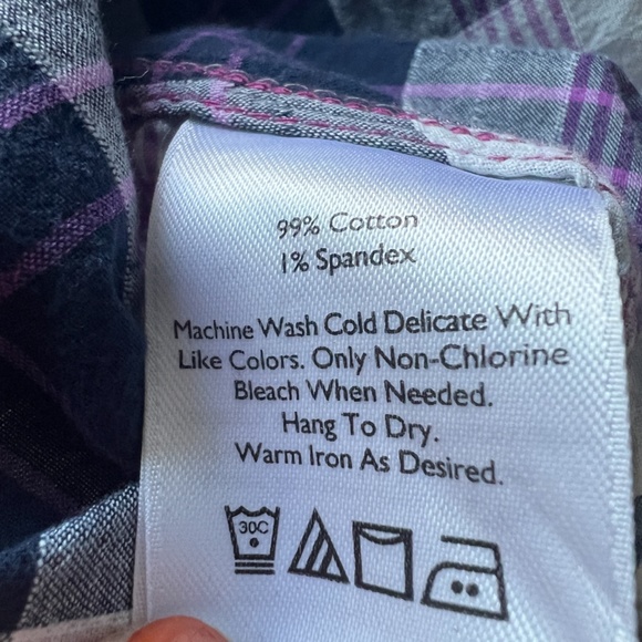 Eddie Bauer Women's Purple and Blue Plaid Long Sleeve Button Down Shirt … - Picture 12 of 12